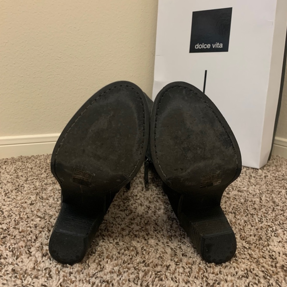 Gently worn - Over the knee suede Dolce Vita boots - Picture 4 of 6